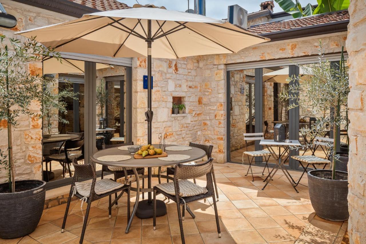 Grota Premium Apartment & Room Poreč Buitenkant foto