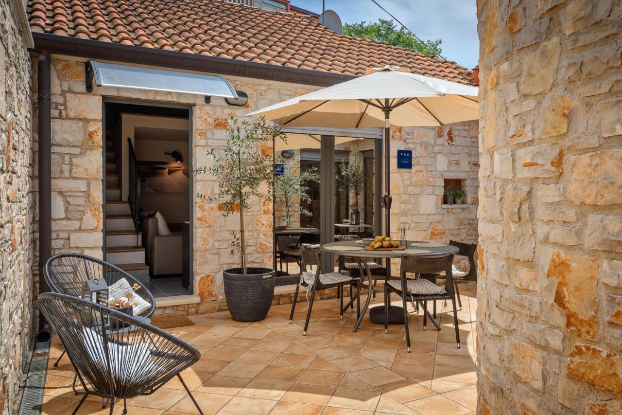 Grota Premium Apartment & Room Poreč Buitenkant foto