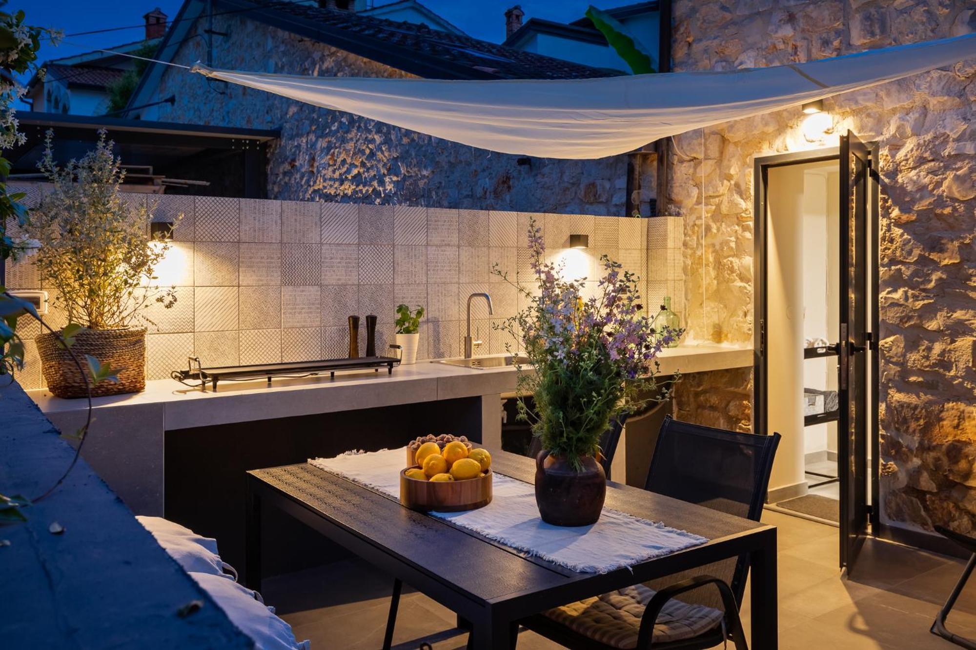 Grota Premium Apartment & Room Poreč Buitenkant foto